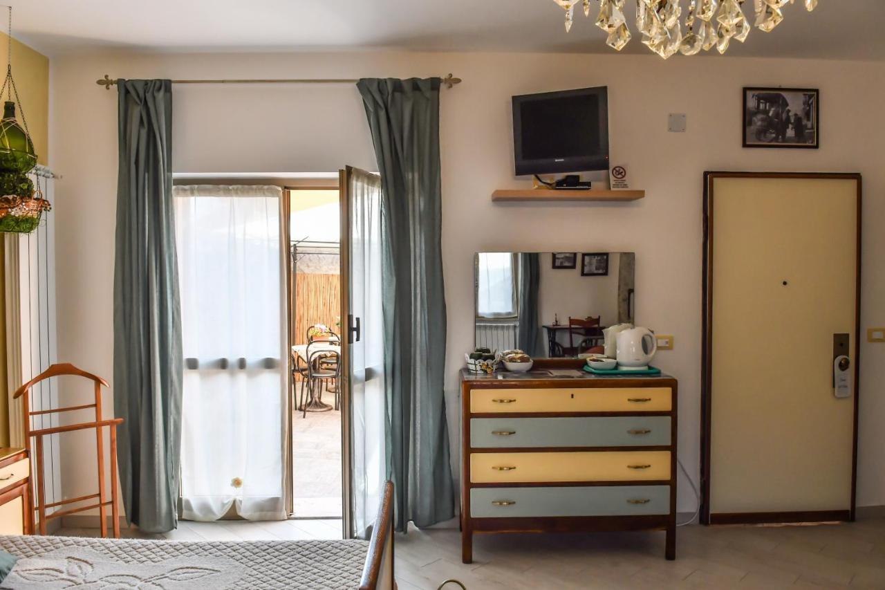 ヴァード・リーグレ La Terra Di Mingo Bed & Breakfast エクステリア 写真